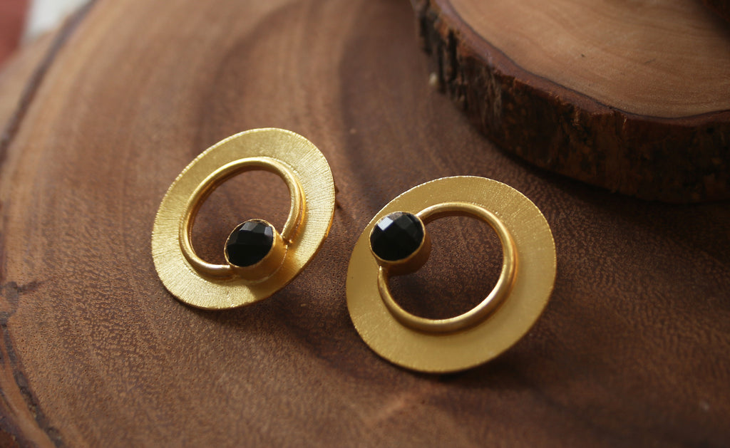 Birdseye earrings by Soenaar, handcrafted 18k gold-plated jewelry (photo 4)
