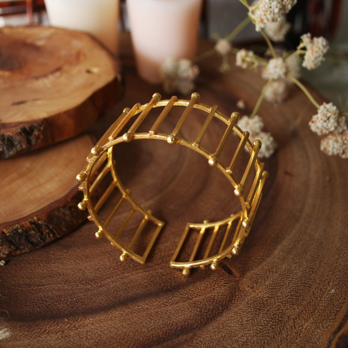 Charkha cuff by Soenaar, handcrafted 18k gold-plated jewelry (photo 2)