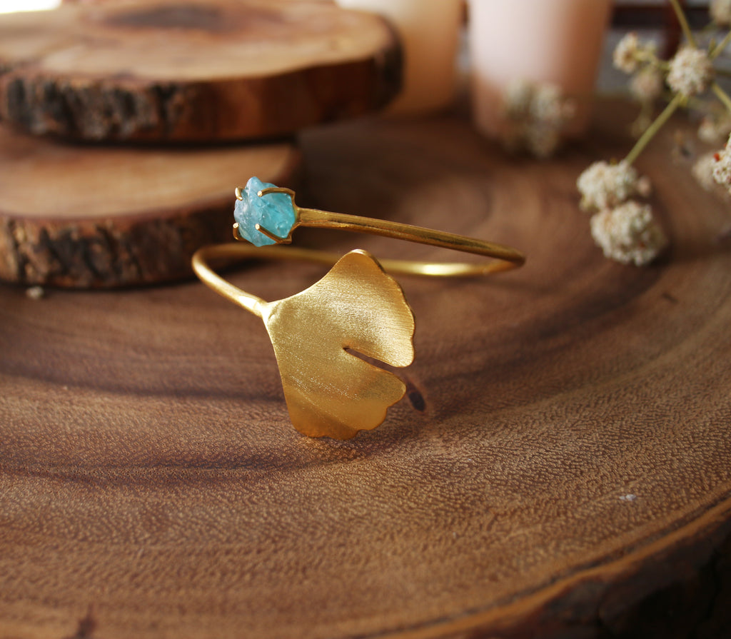 Flower Trap cuff by Soenaar, handcrafted 18k gold-plated jewelry (photo 3)