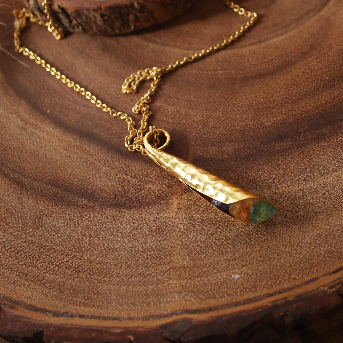 Nepenthes Pendant by Soenaar, handcrafted 18k gold-plated jewelry (photo 2)