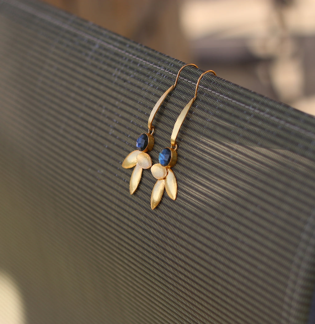 Trine Earrings by Soenaar, handcrafted 18k gold-plated jewelry (photo 3)
