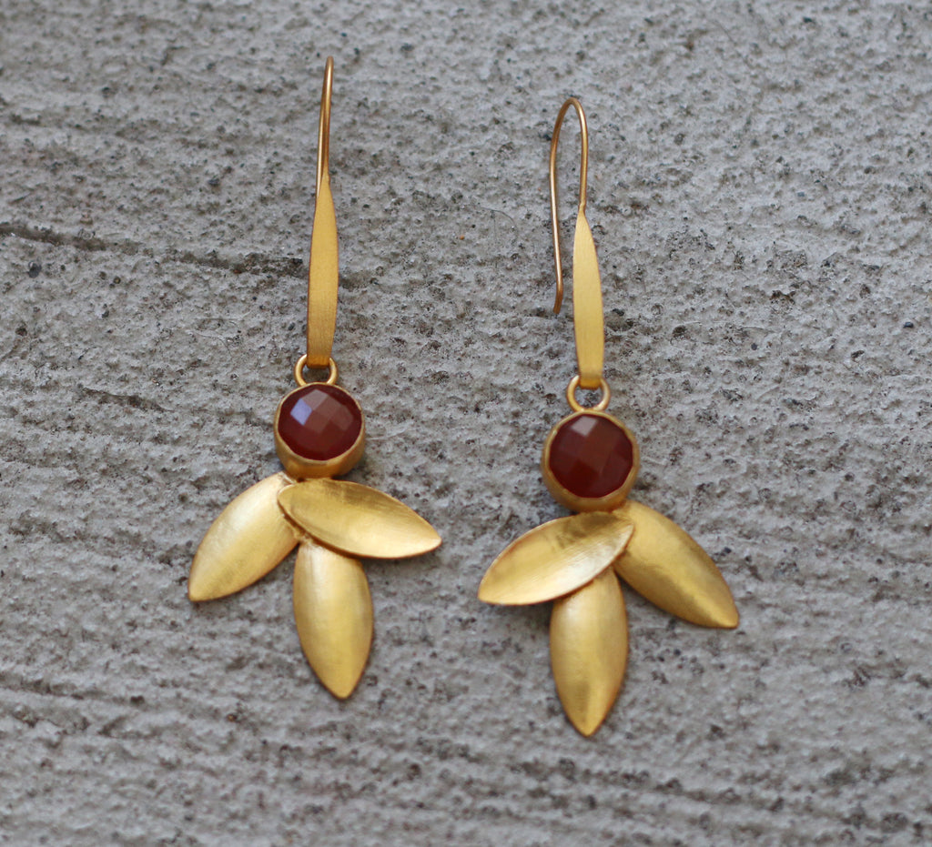 Trine Earrings by Soenaar, handcrafted 18k gold-plated jewelry (photo 11)