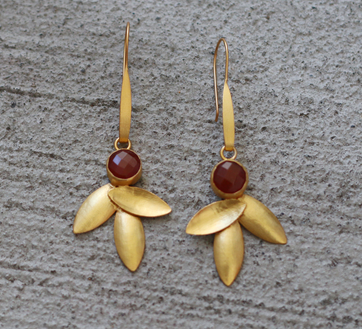 Trine Earrings by Soenaar, handcrafted 18k gold-plated jewelry (photo 11)