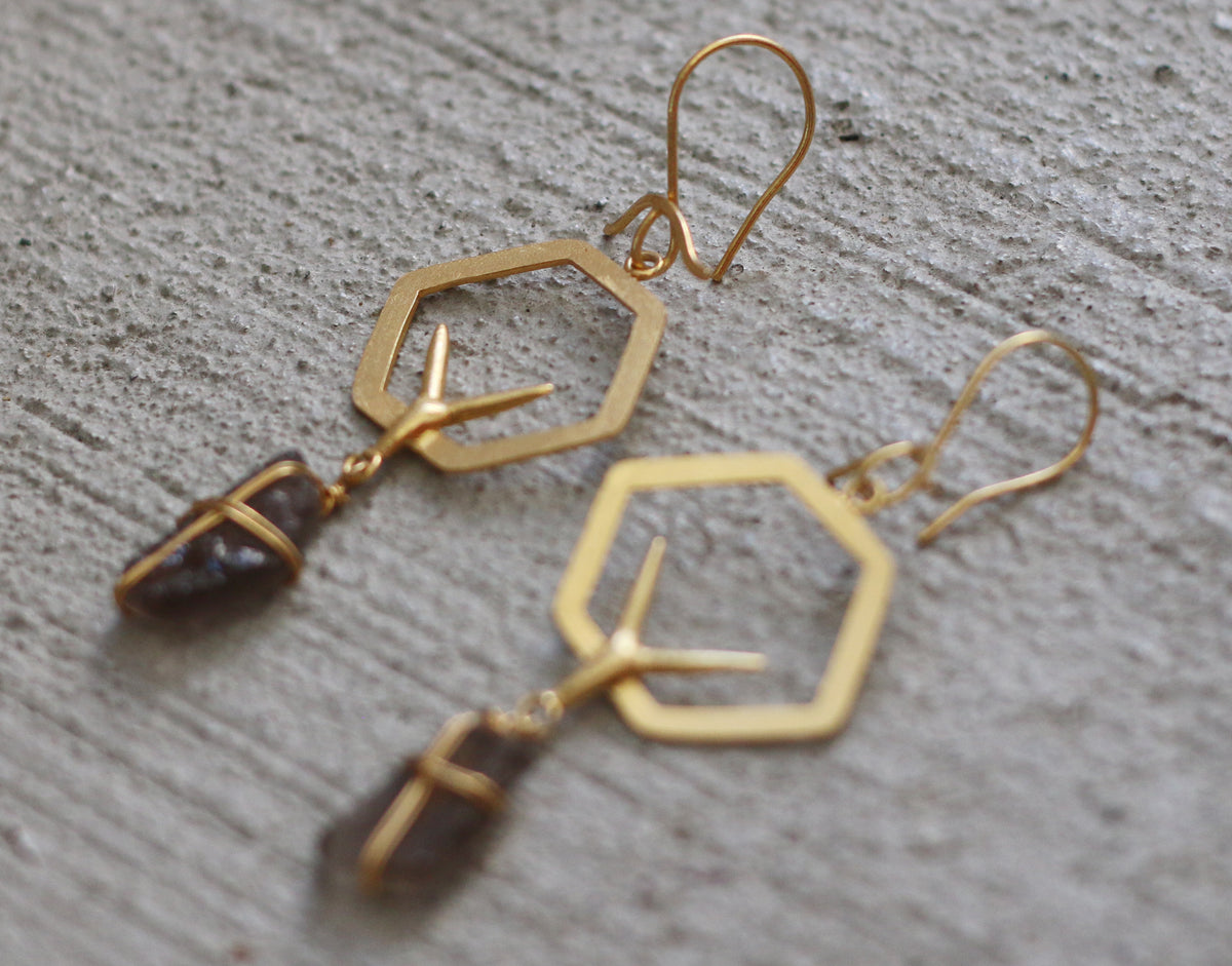 Tiet Earrings by Soenaar, handcrafted 18k gold-plated jewelry (photo 4)