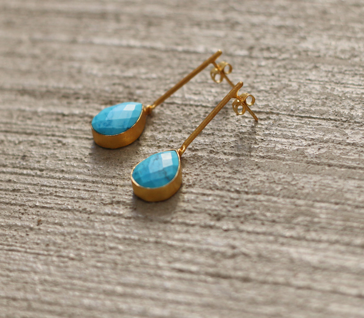 String Earrings by Soenaar, handcrafted 18k gold-plated jewelry (photo 4)