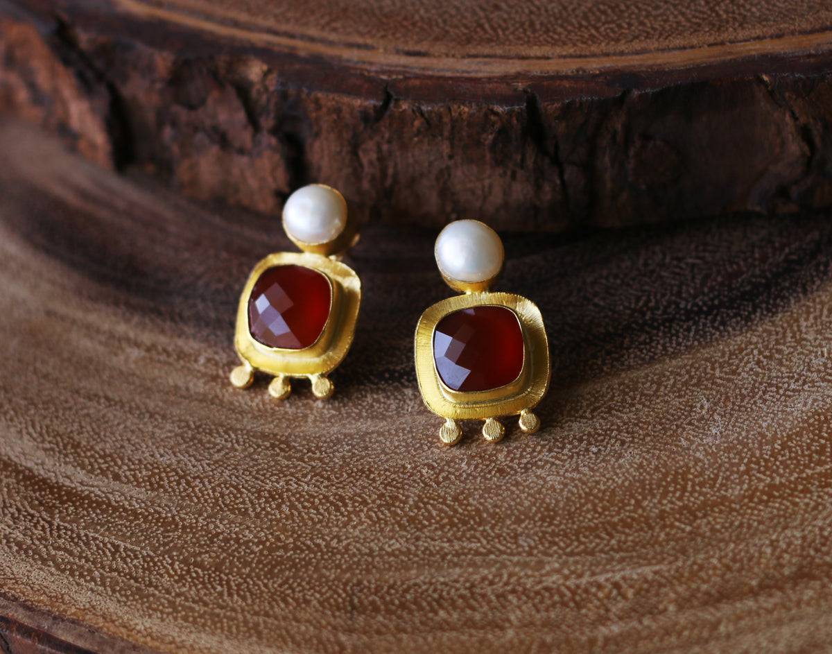 Delphic Earrings by Soenaar, handcrafted 18k gold-plated jewelry (photo 2)