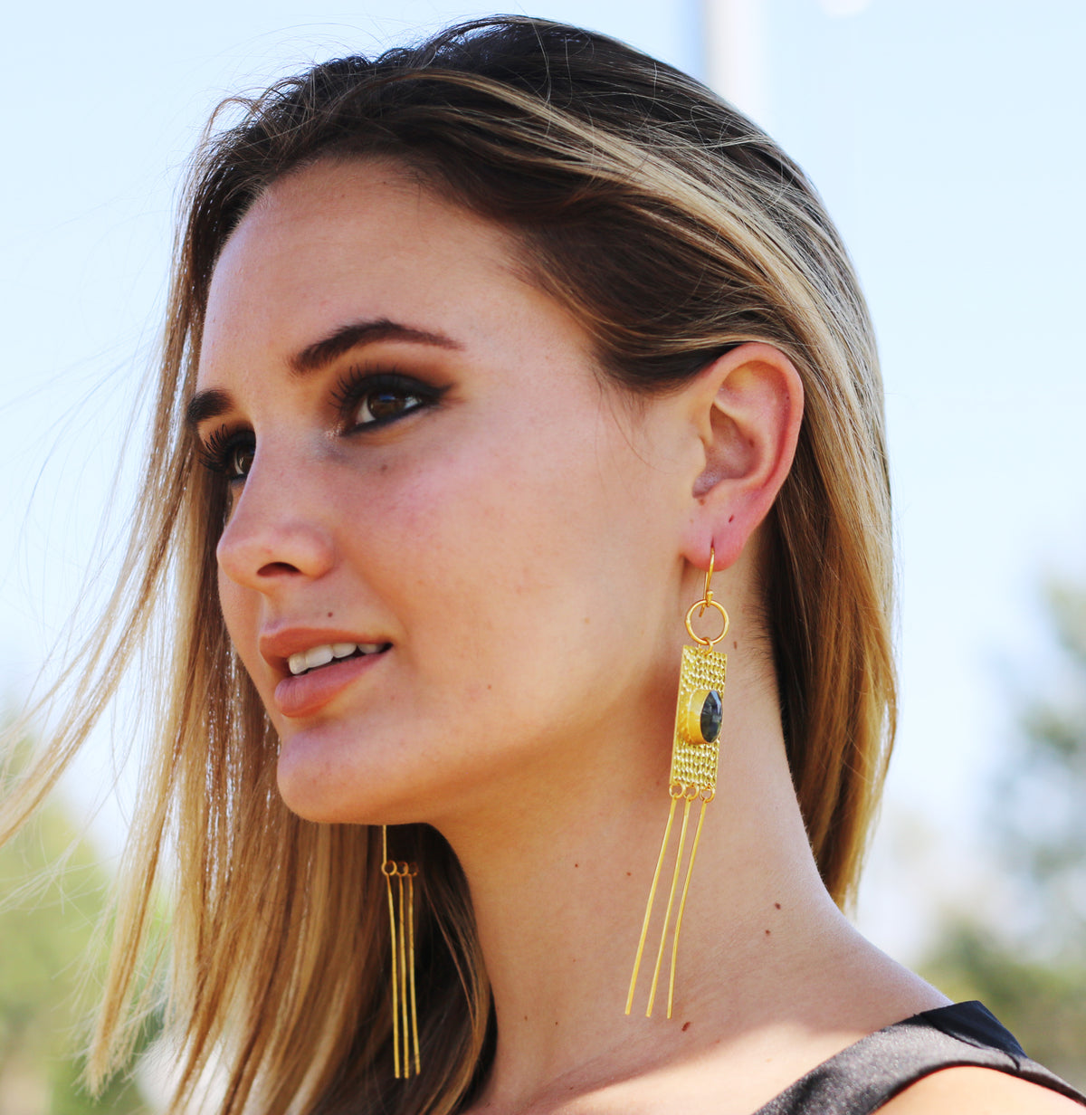 Gypsy Earrings by Soenaar, handcrafted 18k gold-plated jewelry (photo 3)