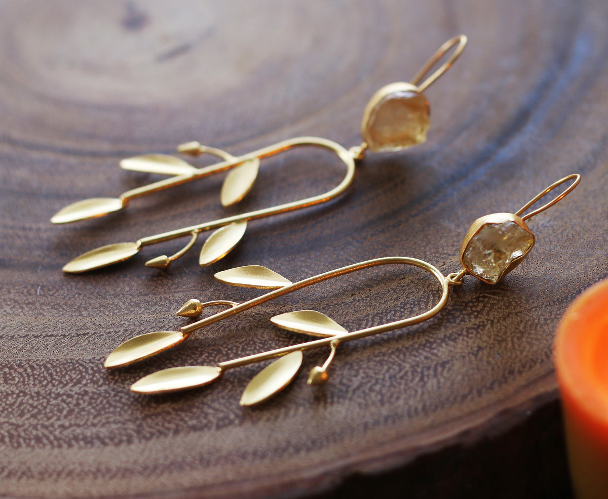 Orchard Stone Earrings by Soenaar, handcrafted 18k gold-plated jewelry (photo 4)