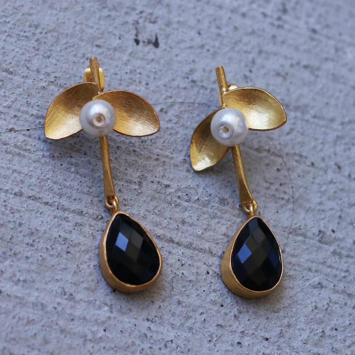 Pearl leaf drop earrings by Soenaar, handcrafted 18k gold-plated jewelry (photo 8)