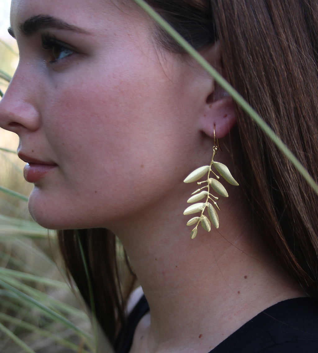 Sapling Earrings by Soenaar, handcrafted 18k gold-plated jewelry (photo 4)